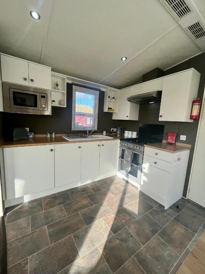 Villa Hot Tub. Countryside. Coast. 5* Patrington Haven Leisure Park, East Yorkshire Exterior foto